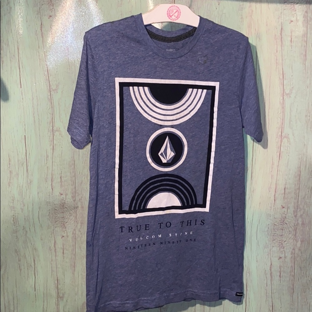 Volcom Tee Size Small - image 1